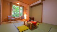 8 tatami rooms